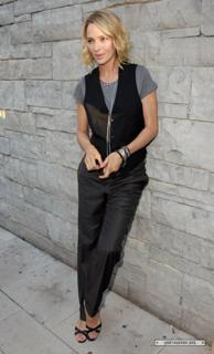 Uma Thurman feet photo thumbnail