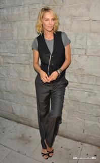 Uma Thurman feet photo thumbnail