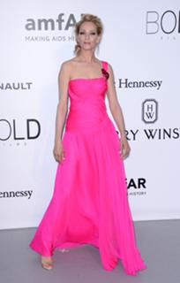 Uma Thurman feet photo thumbnail