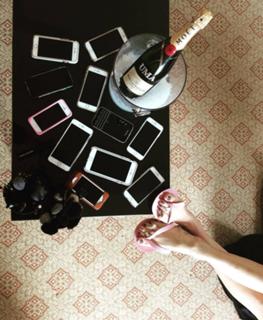 Uma Thurman feet photo thumbnail