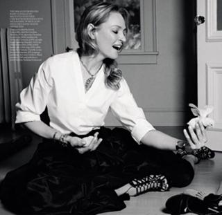 Uma Thurman feet photo thumbnail