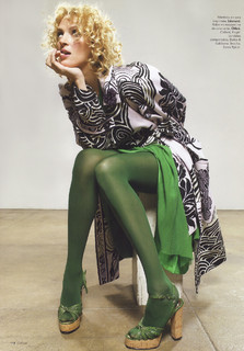 Uma Thurman feet photo thumbnail