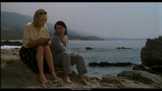 Uma Thurman feet photo thumbnail
