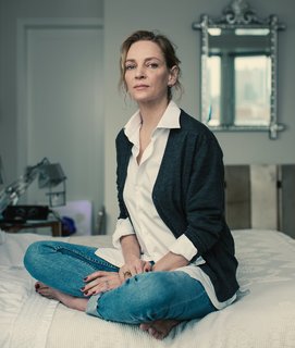 Uma Thurman feet photo thumbnail