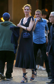 Uma Thurman feet photo thumbnail