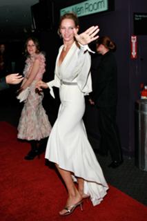 Uma Thurman feet photo thumbnail