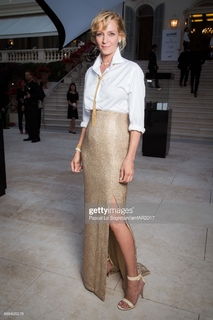 Uma Thurman feet photo thumbnail