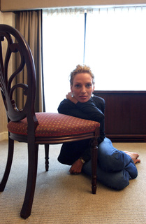 Uma Thurman feet photo thumbnail