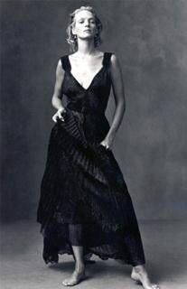 Uma Thurman feet photo thumbnail
