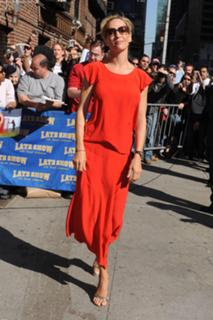 Uma Thurman feet photo thumbnail