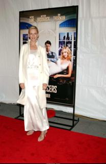 Uma Thurman feet photo thumbnail