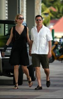 Uma Thurman feet photo thumbnail