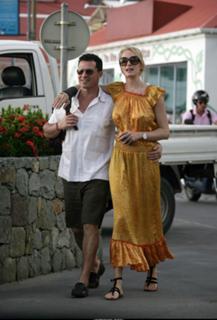 Uma Thurman feet photo thumbnail