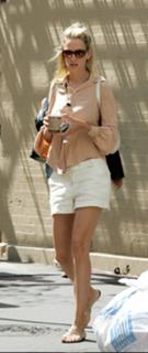 Uma Thurman feet photo thumbnail
