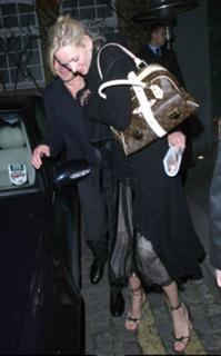 Uma Thurman feet photo thumbnail