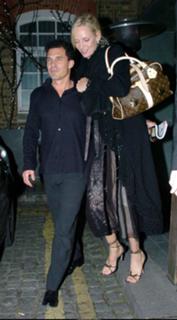 Uma Thurman feet photo thumbnail