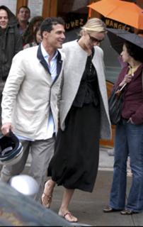 Uma Thurman feet photo thumbnail