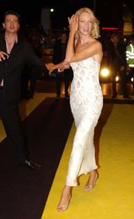 Uma Thurman feet photo thumbnail