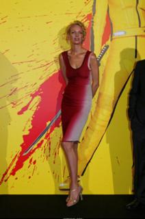 Uma Thurman feet photo thumbnail