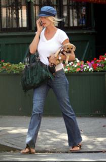 Uma Thurman feet photo thumbnail