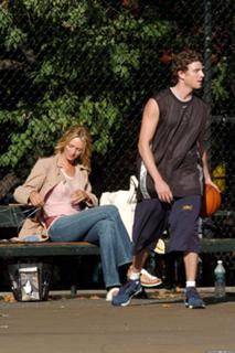Uma Thurman feet photo thumbnail