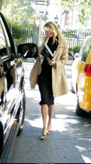 Uma Thurman feet photo thumbnail