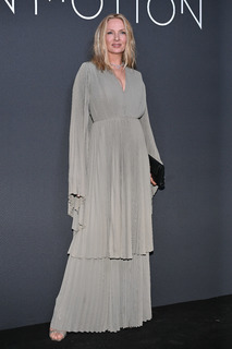 Uma Thurman feet photo thumbnail
