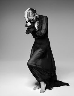 Uma Thurman feet photo thumbnail