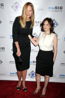 Uma Thurman feet photo thumbnail
