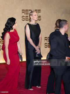 Uma Thurman feet photo 19