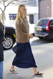Uma Thurman feet photo 12