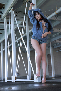 Umi Shinonome feet photo thumbnail