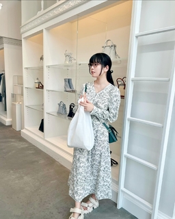 Umi Shinonome feet photo thumbnail