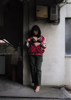 Umi Shinonome feet photo thumbnail