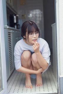 Umi Shinonome feet photo 1