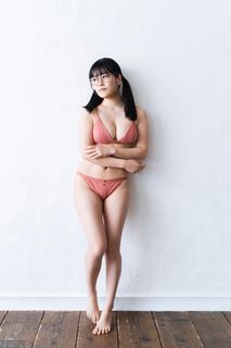 Umi Shinonome feet photo 16