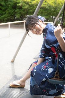 Umi Shinonome feet photo 3