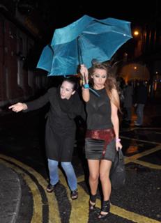 Una Healy feet photo thumbnail