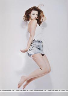 Una Healy feet photo thumbnail