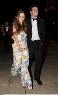 Una Healy feet photo thumbnail