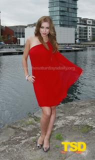 Una Healy feet photo thumbnail
