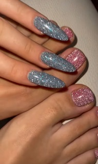 Una Kablar-UKI-Q feet photo thumbnail