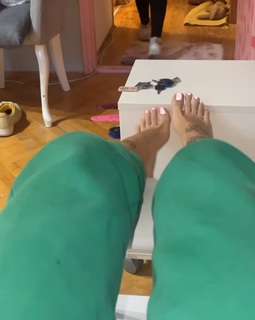 Una Kablar-UKI-Q feet photo thumbnail