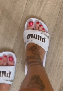 Una Kablar-UKI-Q feet photo thumbnail