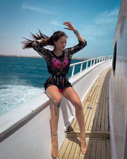 Una Kablar-UKI-Q feet photo thumbnail