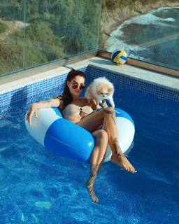 Una Kablar-UKI-Q feet photo thumbnail