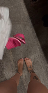 Una Kablar-UKI-Q feet photo thumbnail