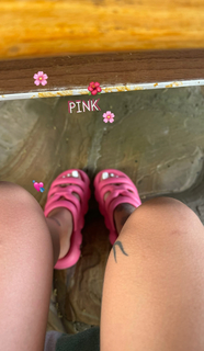 Una Kablar-UKI-Q feet photo thumbnail