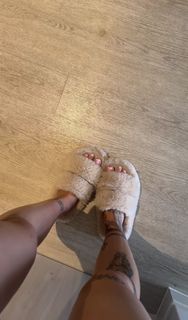 Una Kablar-UKI-Q feet photo thumbnail