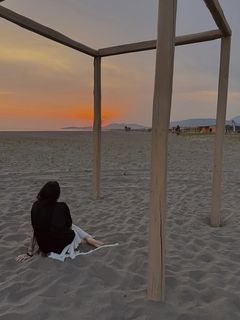 Una Kablar-UKI-Q feet photo thumbnail